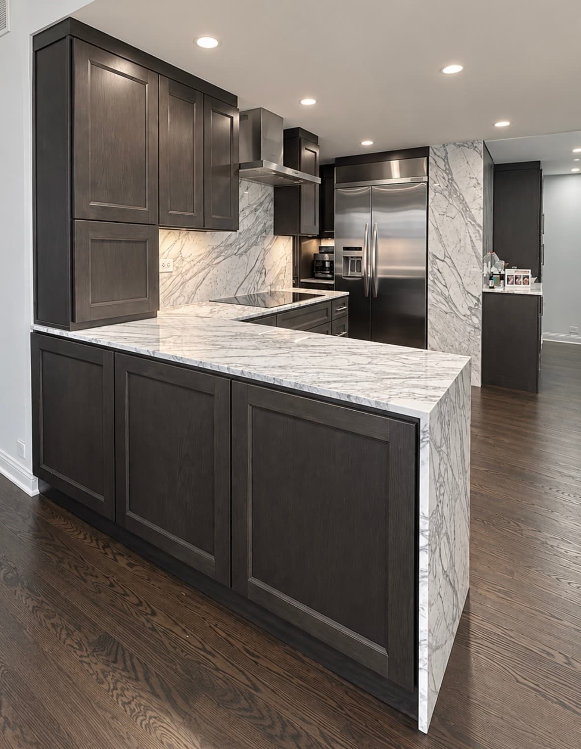 Calacatta Vagli Kitchen — Photo 4