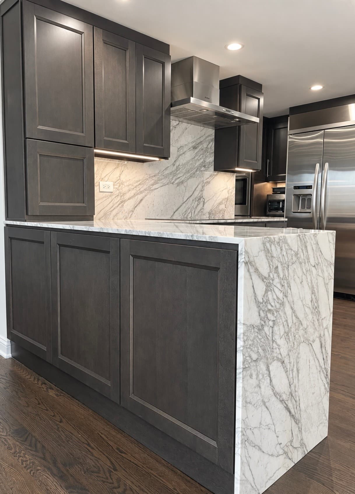 Calacatta Vagli Kitchen — Photo 5