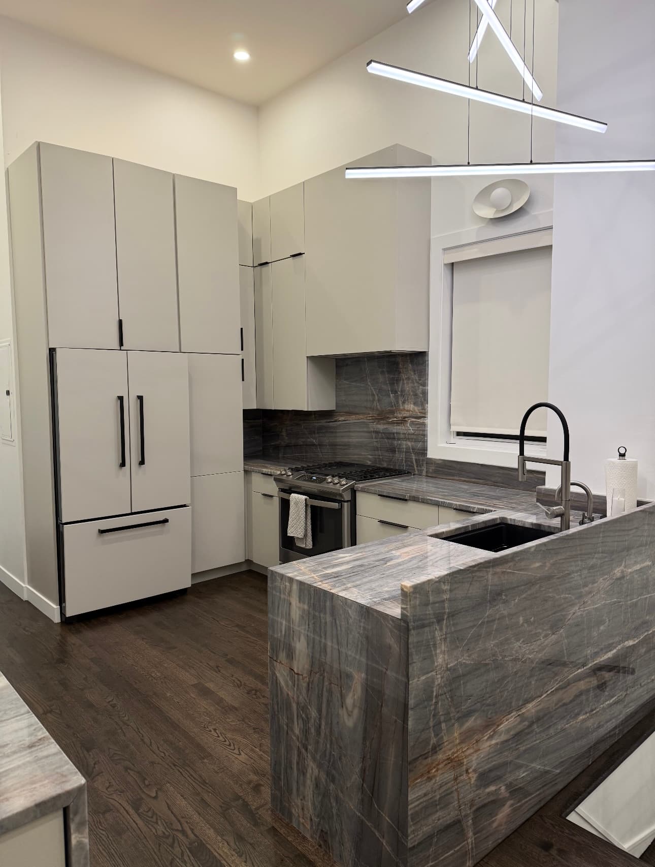Modern City Kitchen 2025 — Photo 5