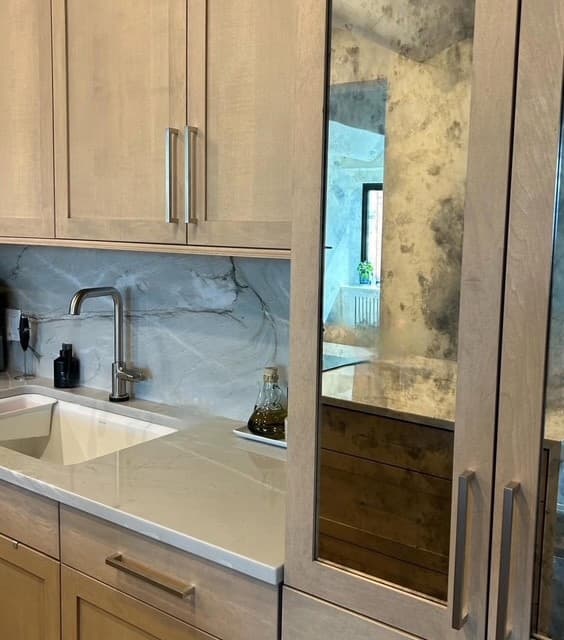 West Loop Condo - Mont Blanc Quartzite Kitchen — Photo 2