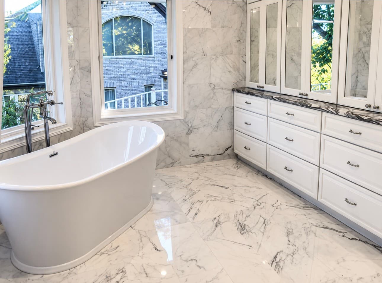 Stunning Bathroom From Vermont Quarries — Photo 4