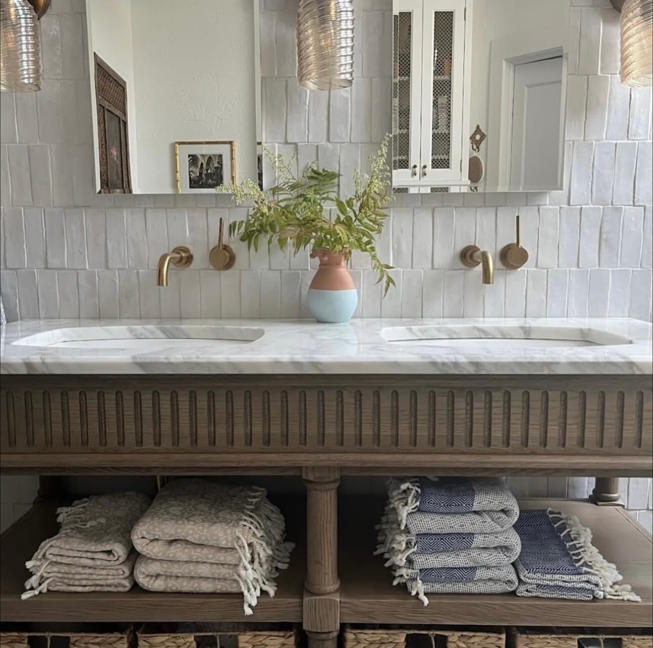 Calcautta Marble Bath 2025 — Stone City project