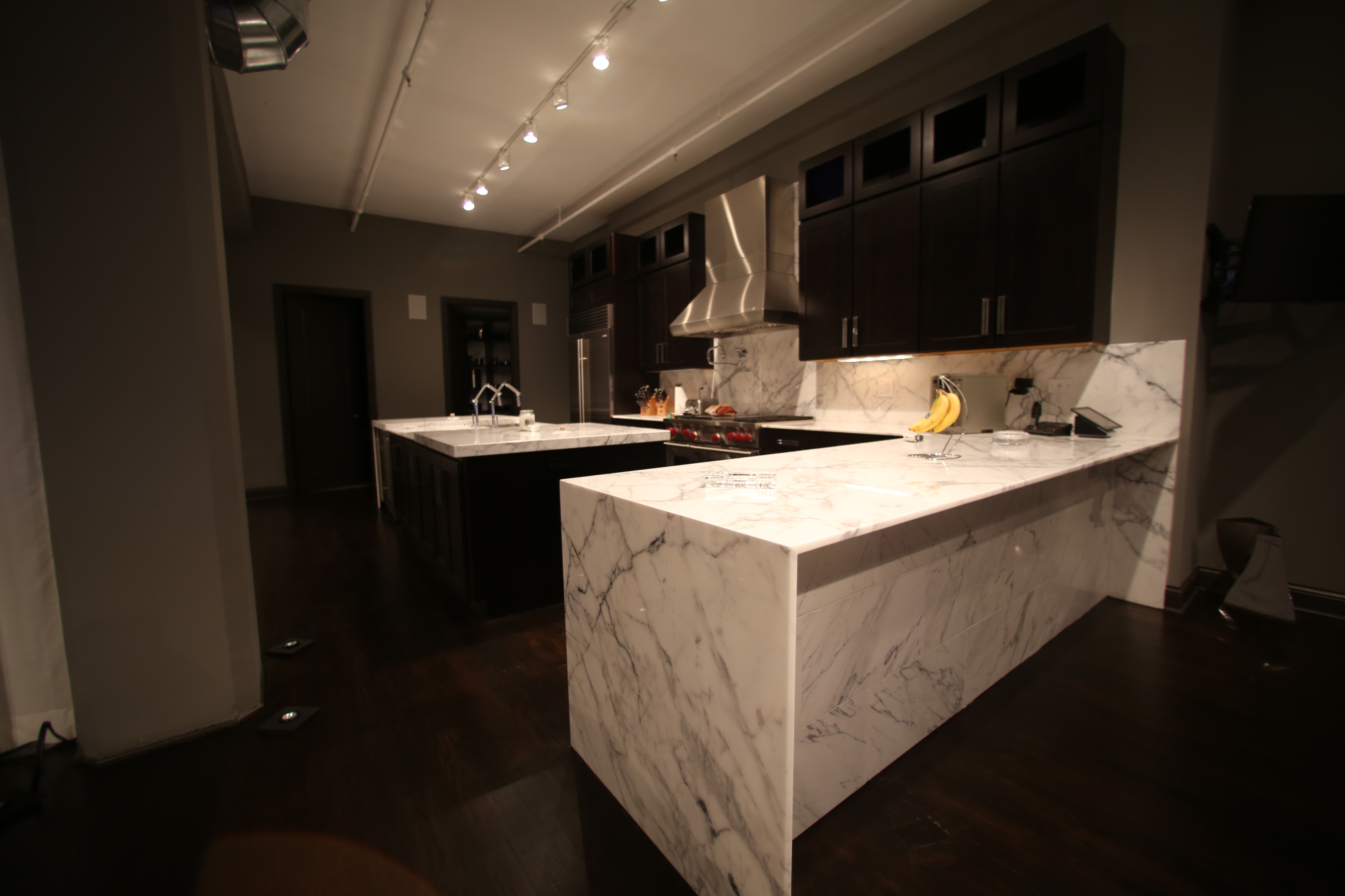quartz kitchen countertop
