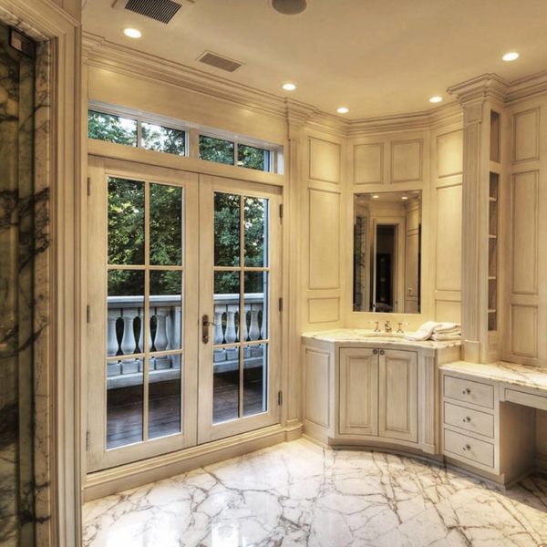 luxury master bath stone city