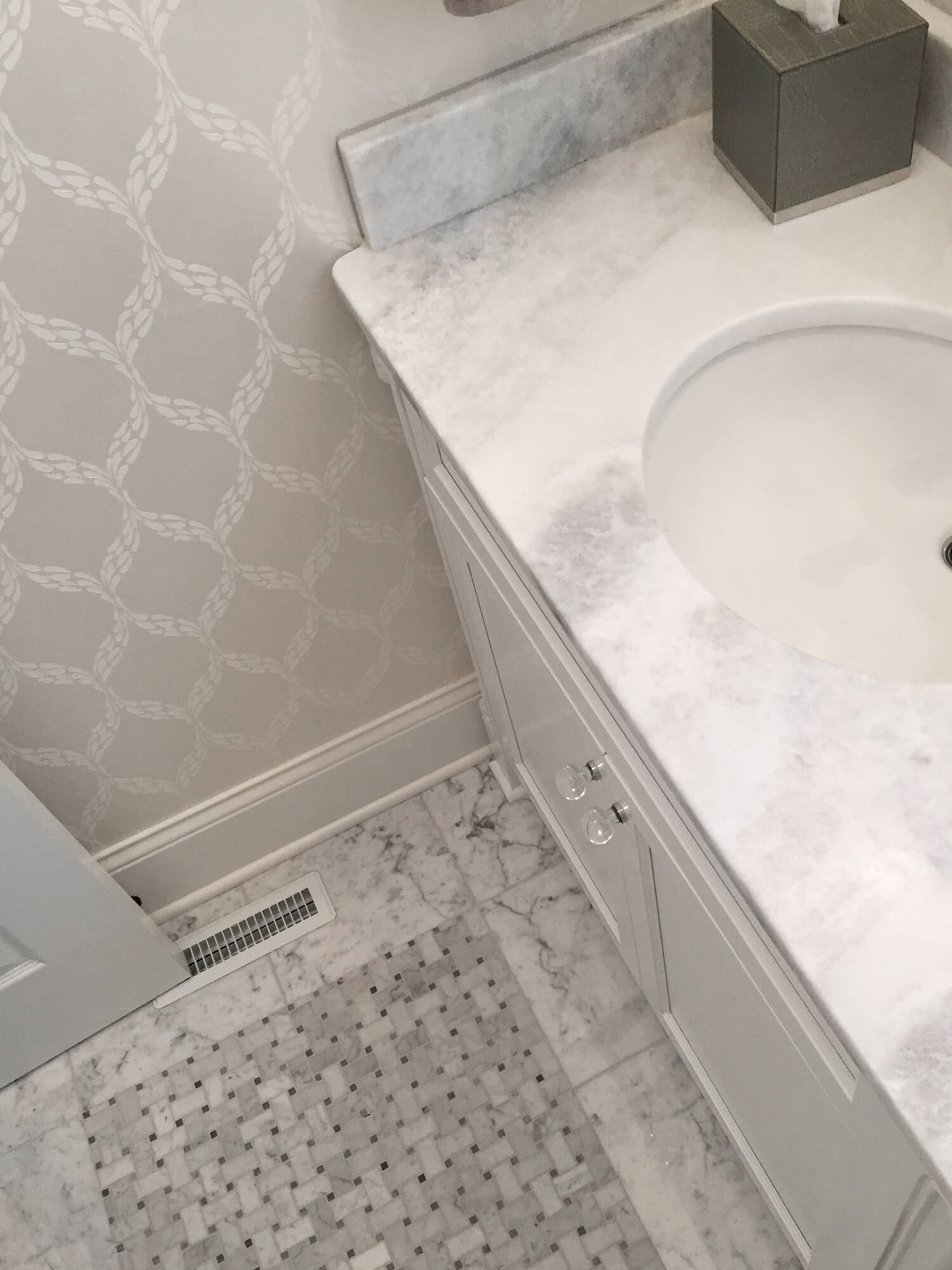 Calcite Vanity & Carrara Basketweave | Stone City