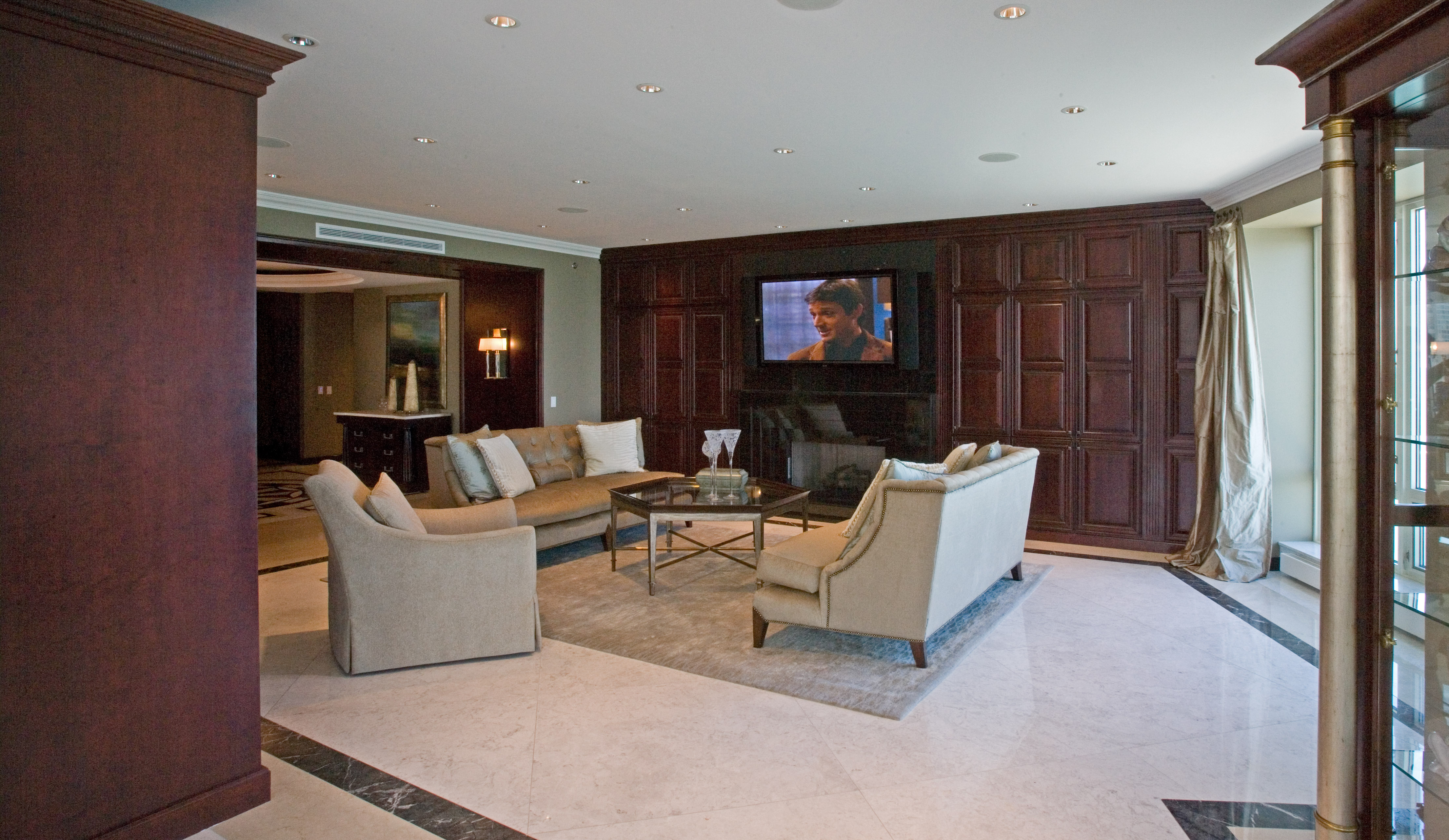 luxury entertaining room